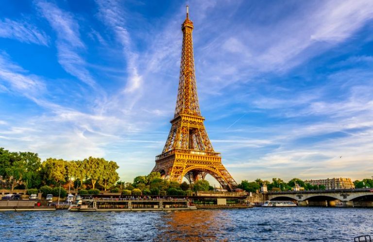 Tháp Eiffel - Pháp