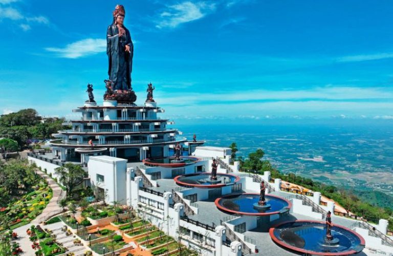 Tượng phật Tây Bổ Đà Sơn